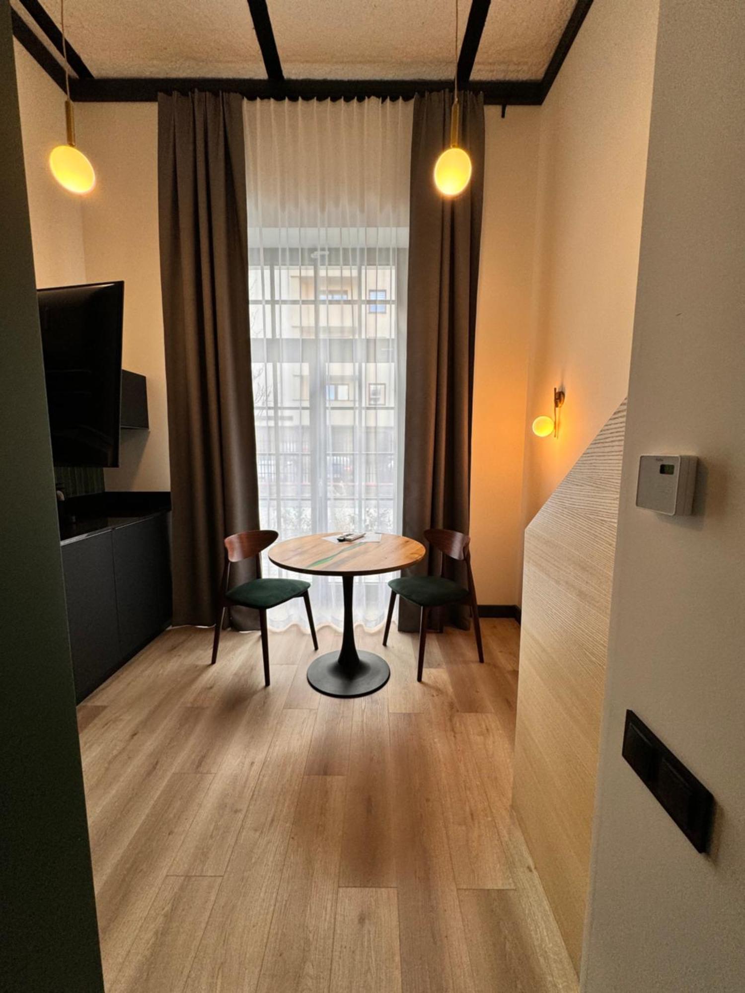 Apartamenty Biblio Lodź Bagian luar foto