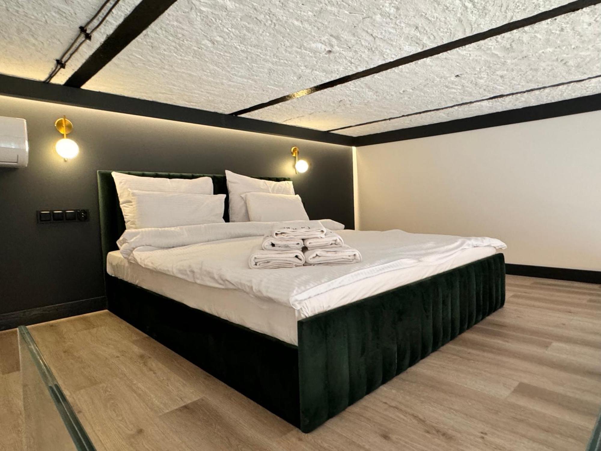 Apartamenty Biblio Lodź Bagian luar foto