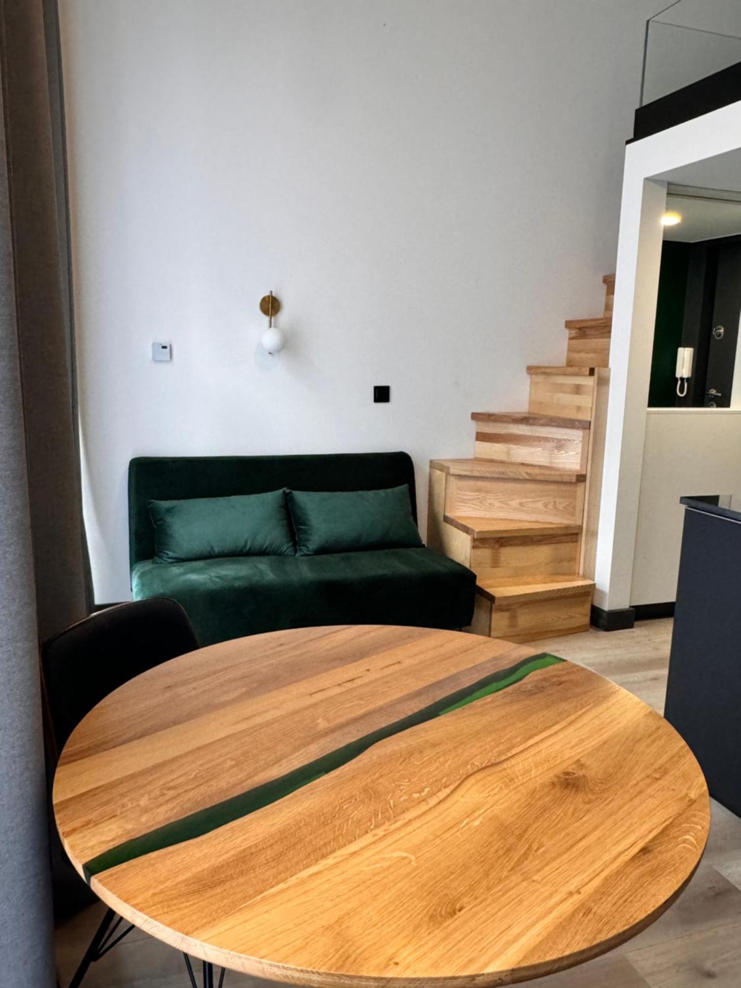 Apartamenty Biblio Lodź Bagian luar foto