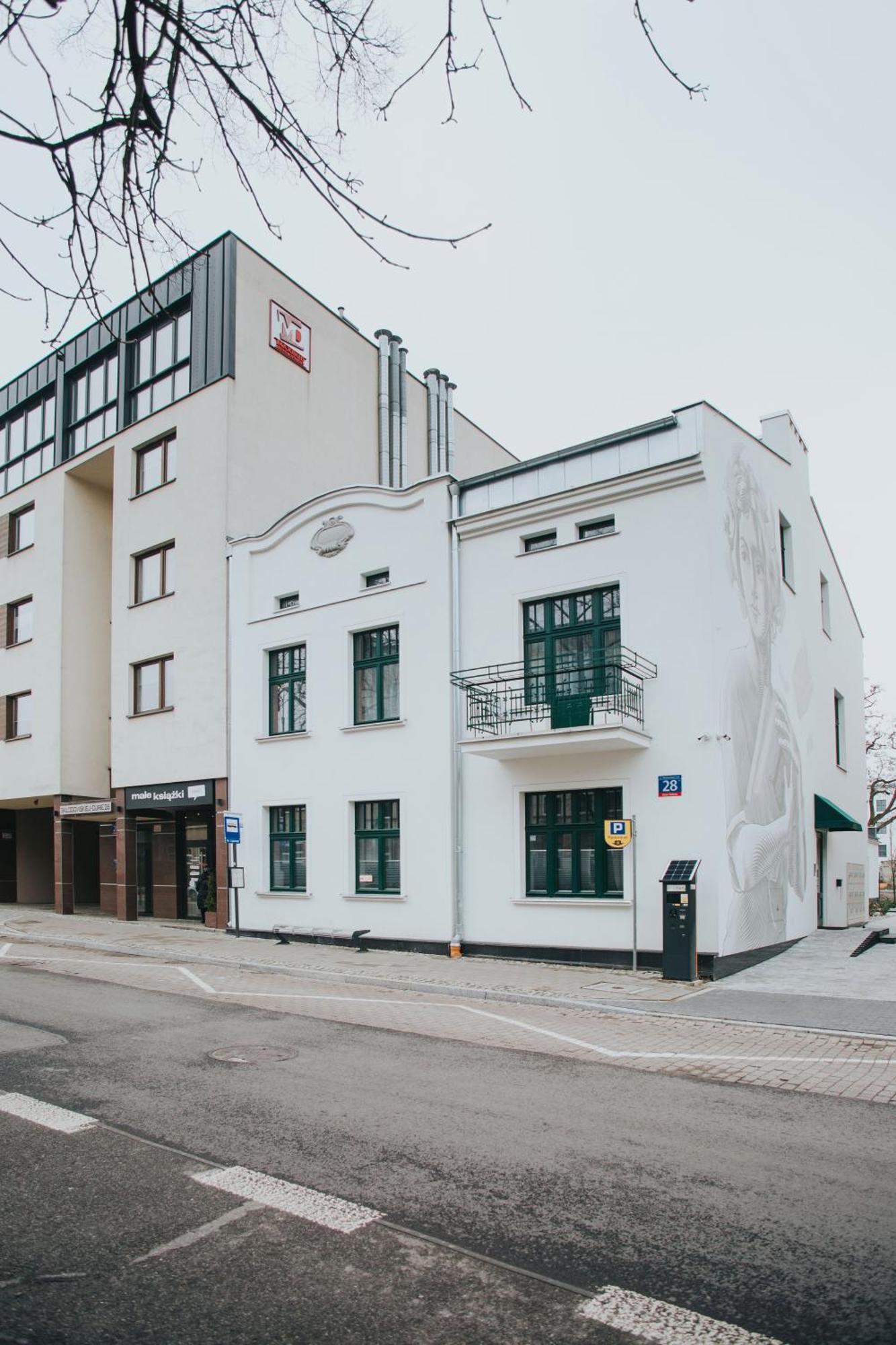 Apartamenty Biblio Lodź Bagian luar foto