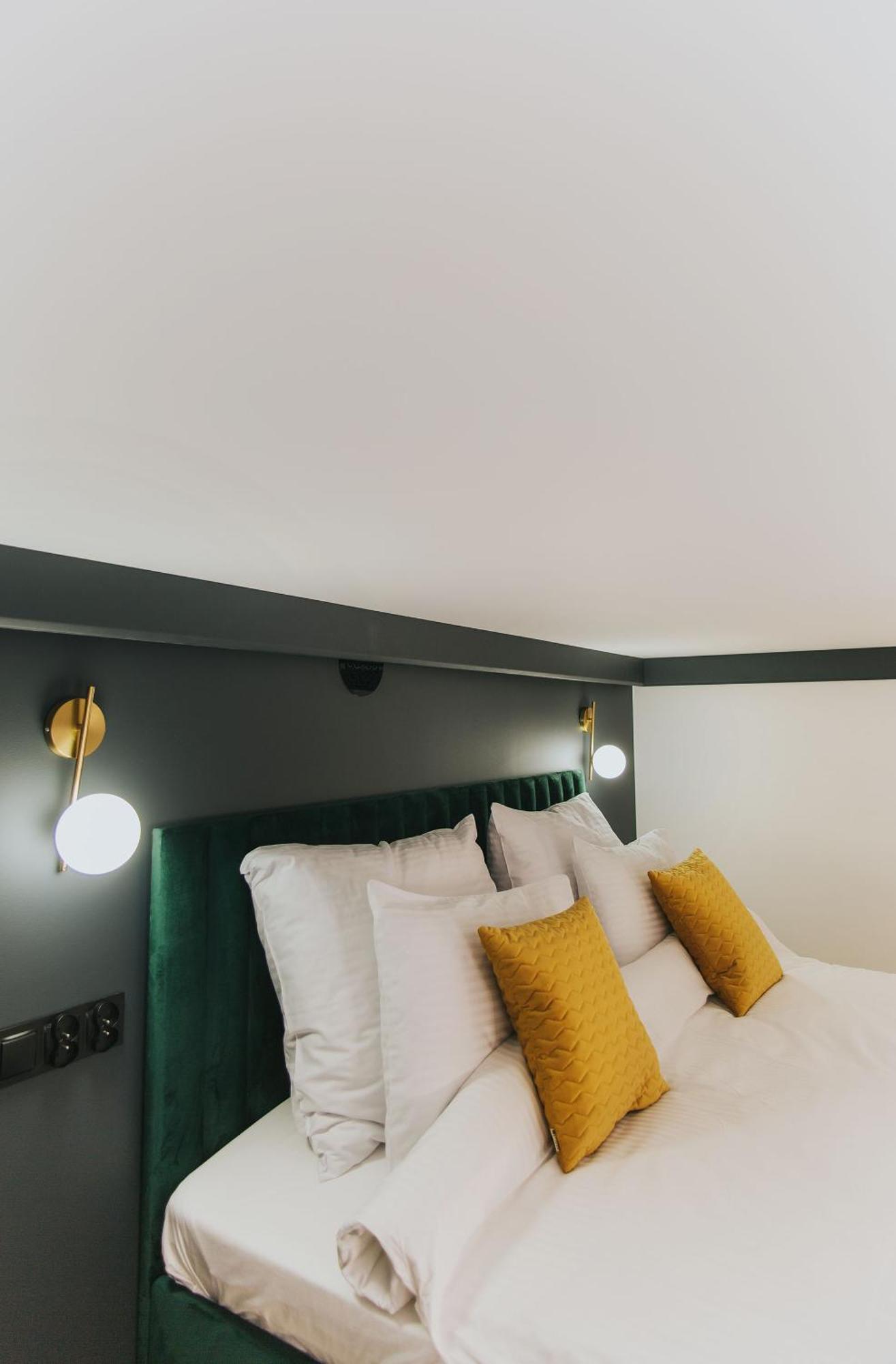 Apartamenty Biblio Lodź Bagian luar foto