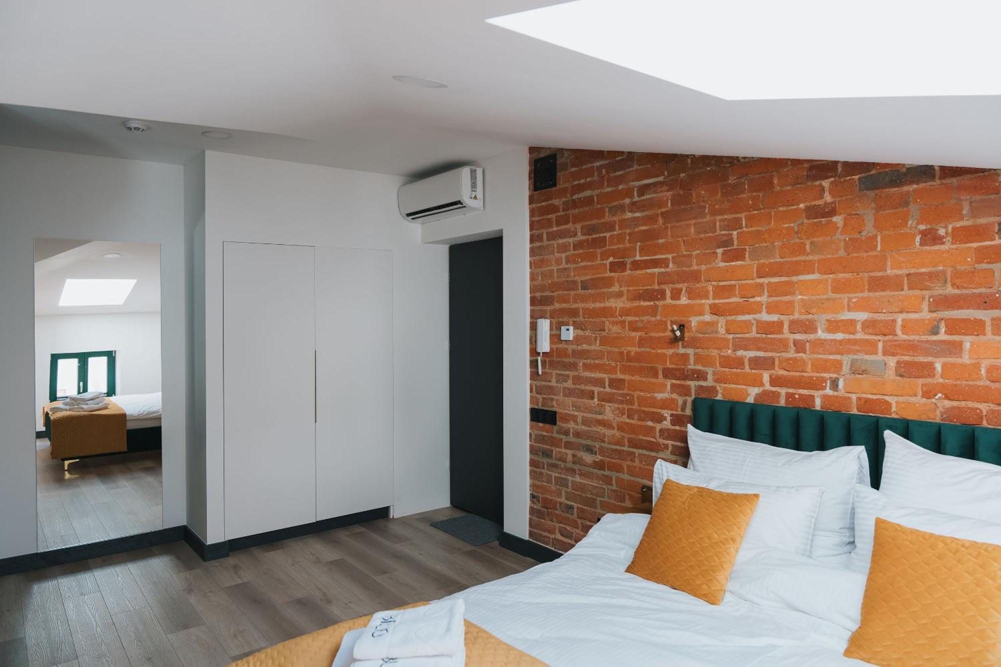 Apartamenty Biblio Lodź Bagian luar foto
