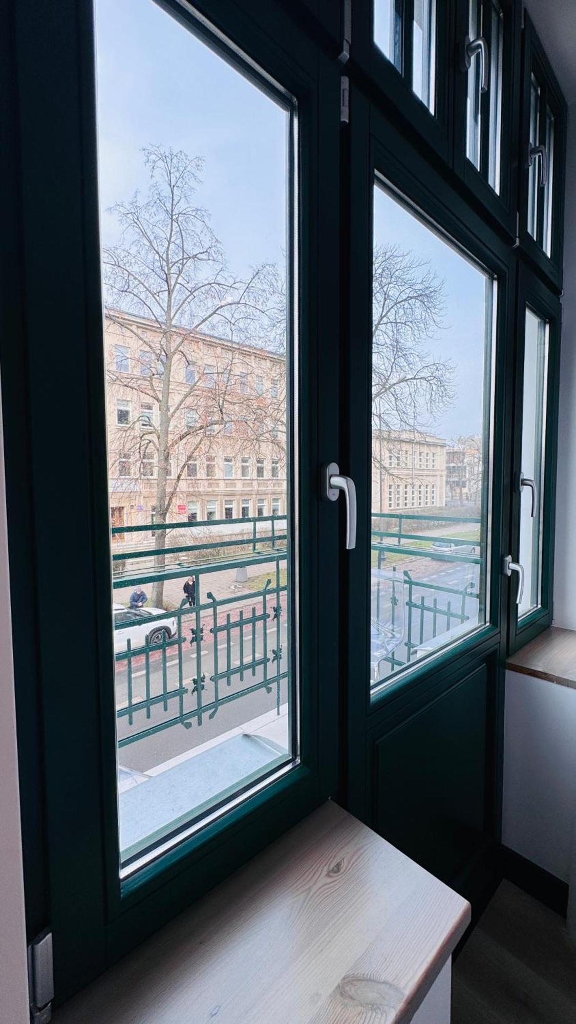 Apartamenty Biblio Lodź Bagian luar foto